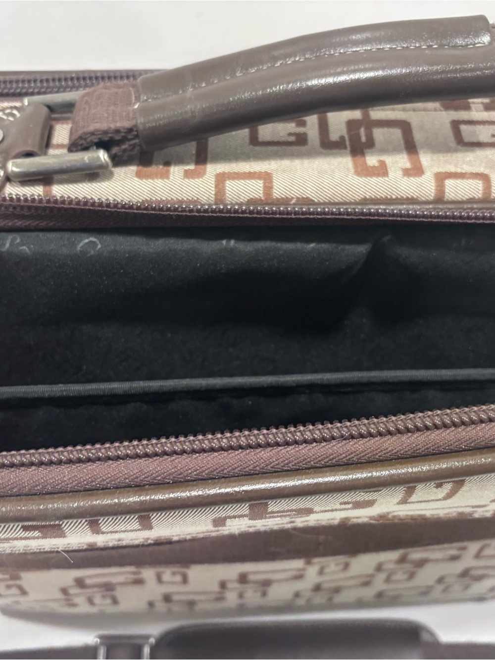 GUESS monogram laptop messenger bag brown jacquard briefcase travel shoulder 15” - Picture 6 of 9